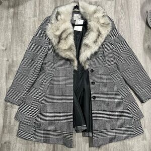 Faux Fur Houndstooth Jacket